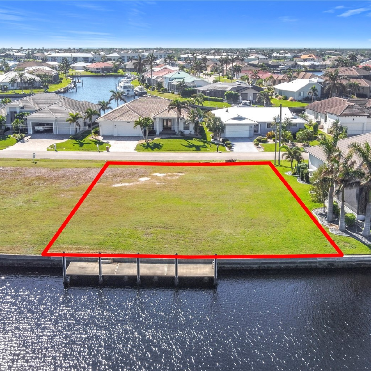 Punta Gorda waterfront with unrestricted access to the Gulf